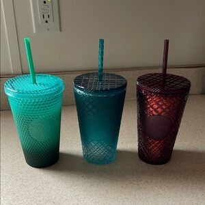 Bundle of Starbucks Grande Cups
